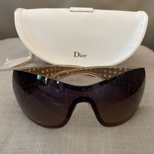 Christian Dior bronze/gold/brown sunglasses with soft zip case